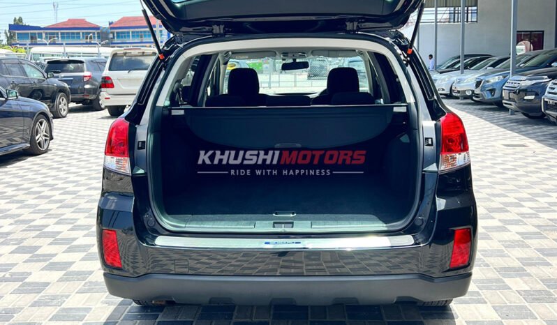 Subaru Outback 2010 full