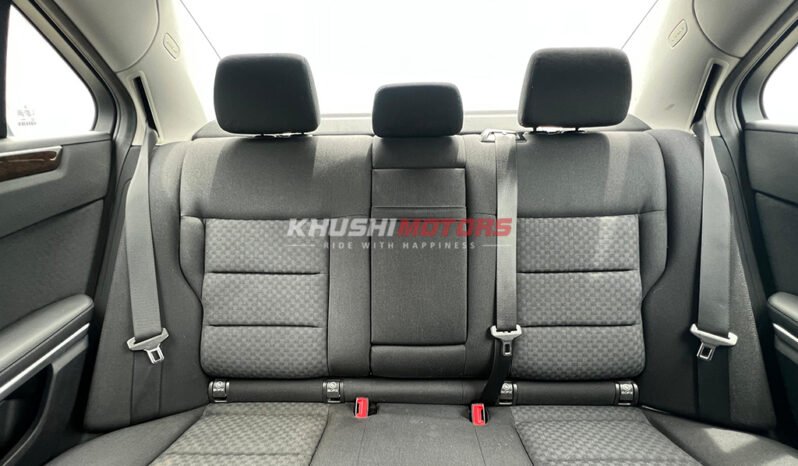 
Mercedes Benz E250 2009 full									