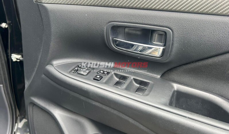 Mitsubishi Outlander 2015 full