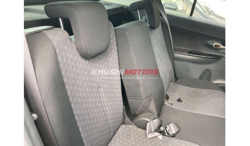 Toyota IST 2009 full