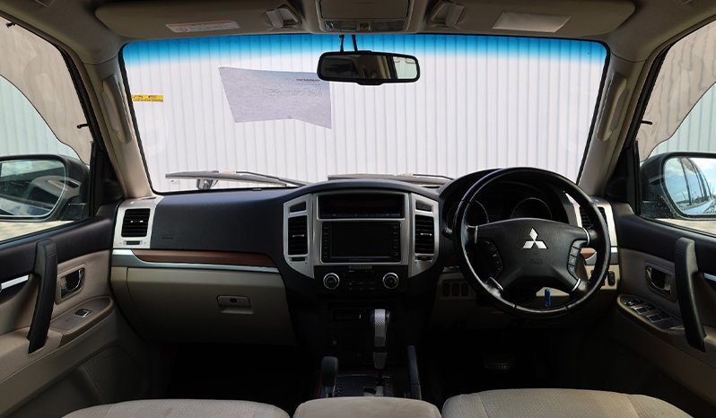 Mitsubishi Pajero 2007 full