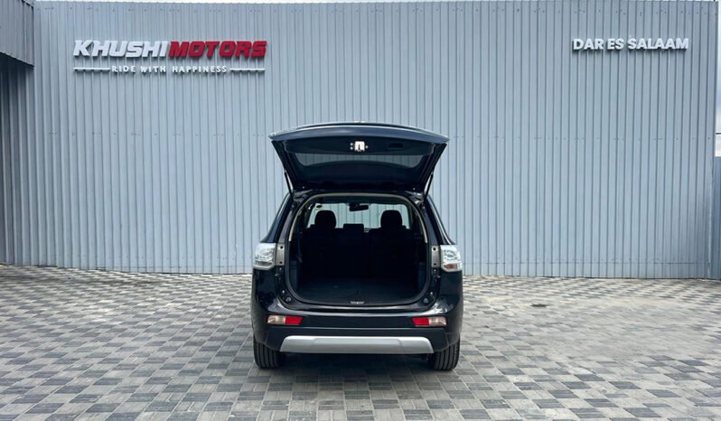 Mitsubishi Outlander 2015 full