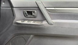 Mitsubishi Pajero 2006 full