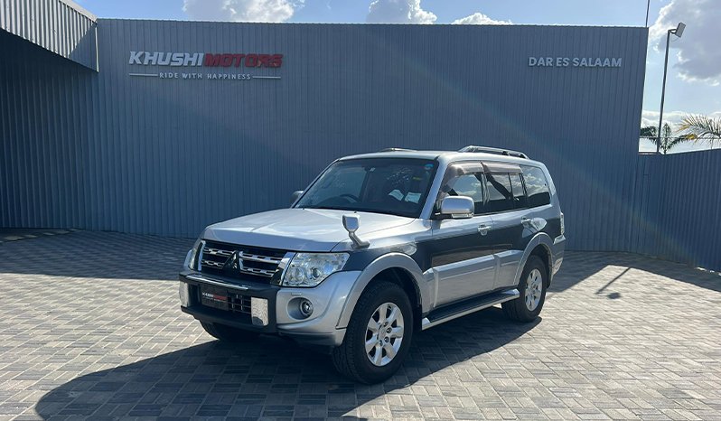 Mitsubishi Pajero 2011 full
