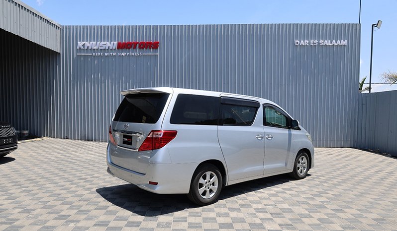 Toyota Alphard 2011 full
