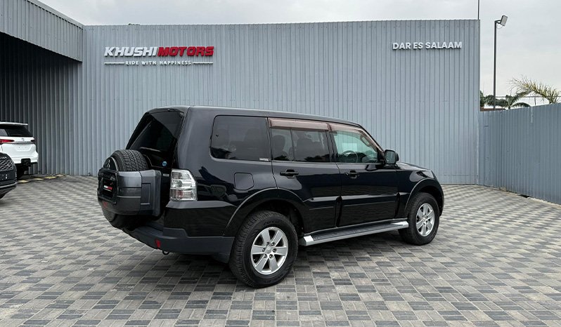 Mitsubishi Pajero 2006 full