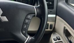 Mitsubishi Pajero 2009 full