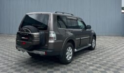Mitsubishi Pajero 2009 full