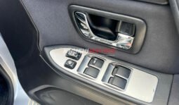 Mitsubishi Pajero 2006 full