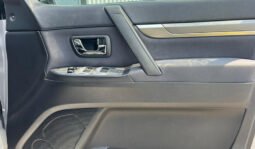 Mitsubishi Pajero 2007 full