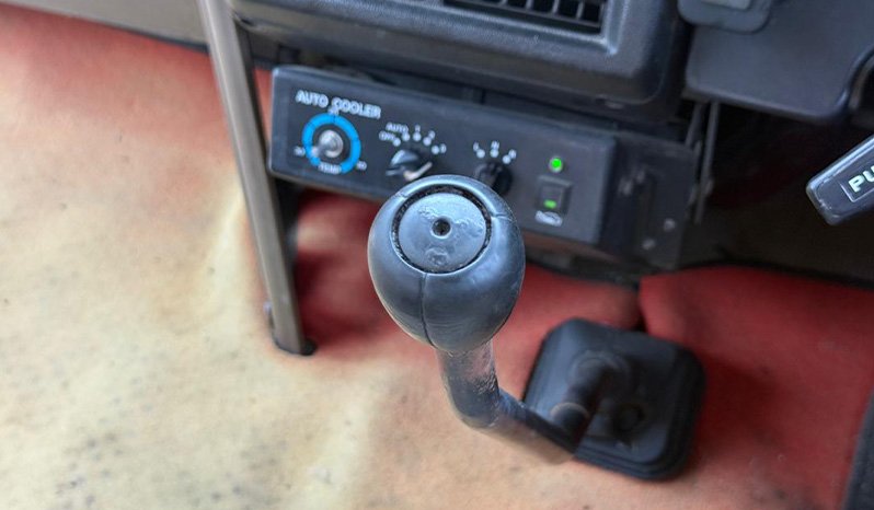 Nissan Civilian 1993 full