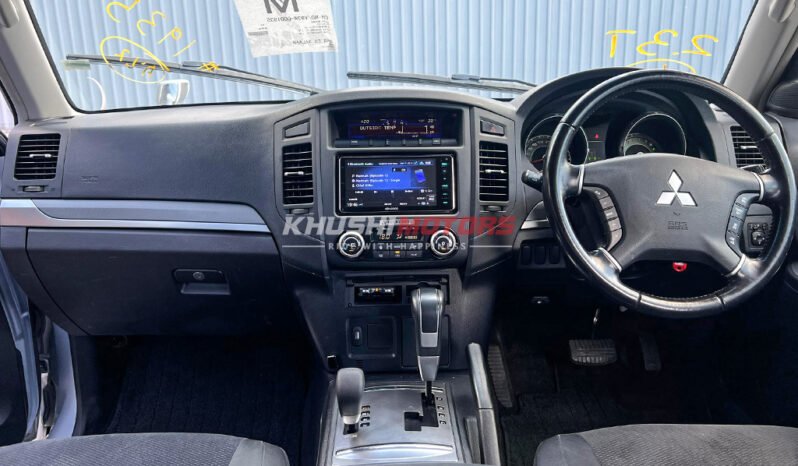 Mitsubishi Pajero 2006 full