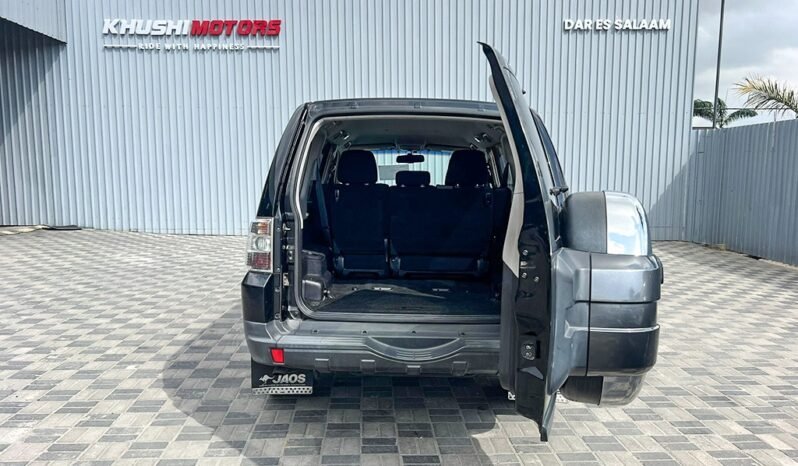 
Mitsubishi Pajero 2006 full									