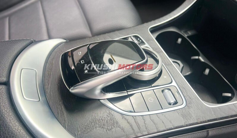 Mercedes Benz C200 2015 full