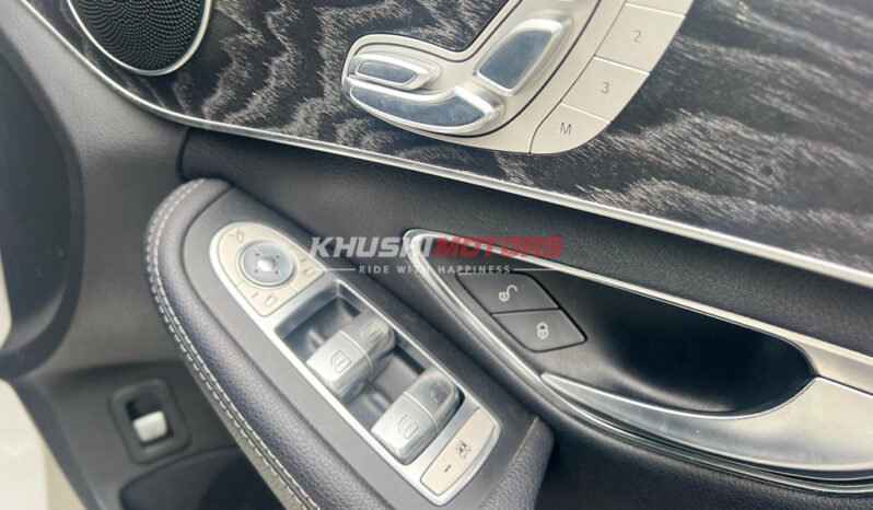 Mercedes Benz C200 2015 full