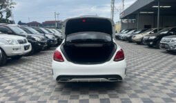 Mercedes Benz C200 2015 full