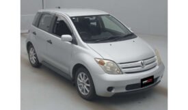 Toyota IST 2003