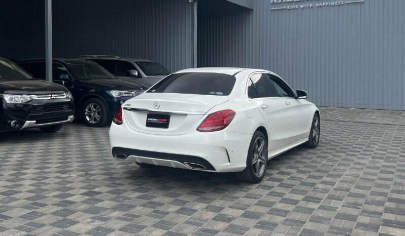 Mercedes Benz C200 2015 full