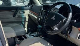 Mitsubishi Pajero 2006 full