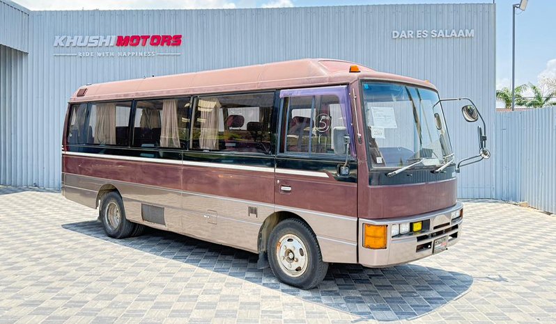 Nissan Civilian 1993