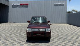 Mitsubishi Pajero 2012