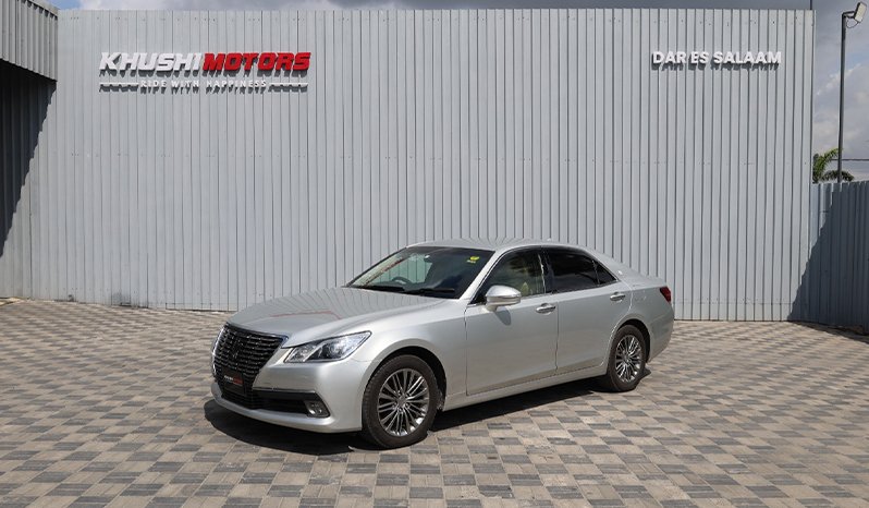 Toyota Crown 2014 full