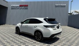 Toyota Harrier 2015