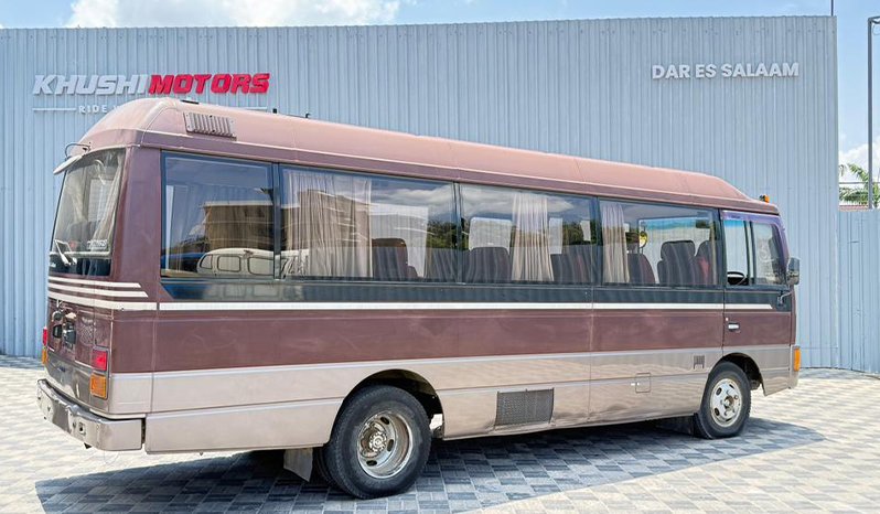 Nissan Civilian 1993 full