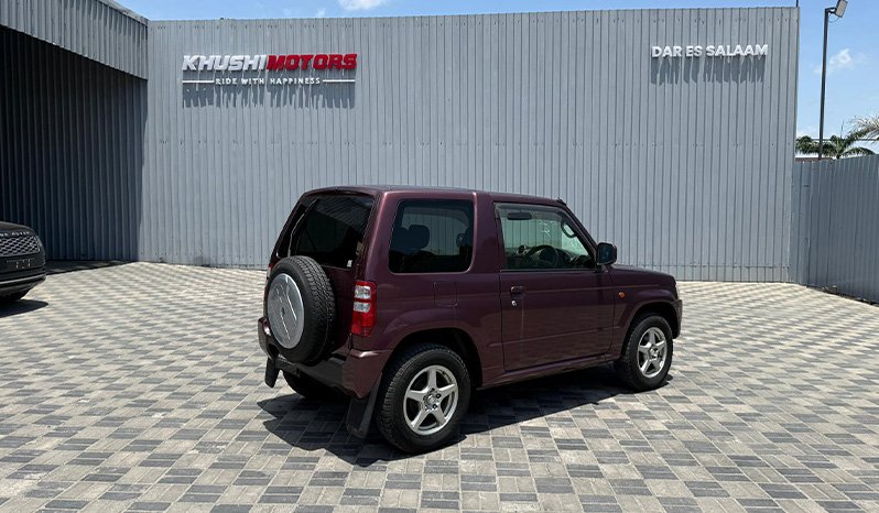 Mitsubishi Pajero 2012 full