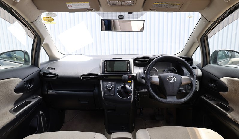 Toyota Wish 2009 full