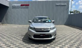 Toyota Harrier 2014