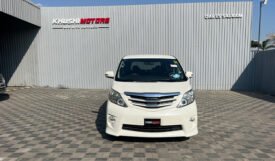 Toyota Alphard 2008