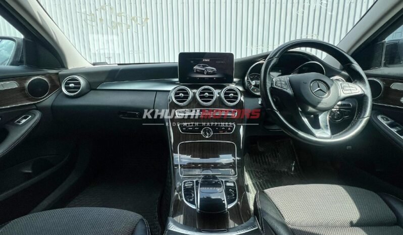 Mercedes Benz C220d 2015 full