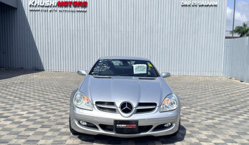 
Mercedes-Benz SLK350 2015 full									