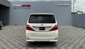 Toyota Alphard 2008