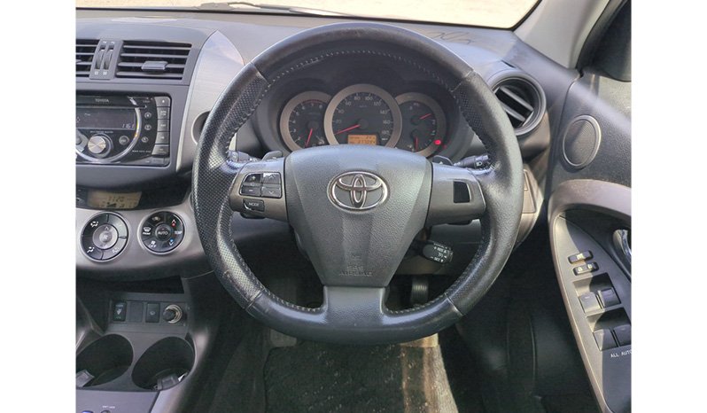 Toyota Vanguard 2010 full