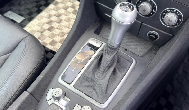 
Mercedes-Benz SLK350 2015 full									