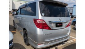Toyota Alphard 2008