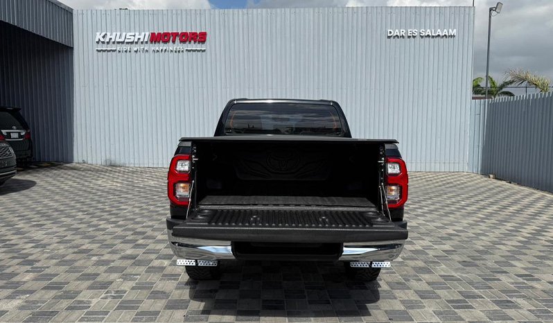 Toyota Hilux 2021 full