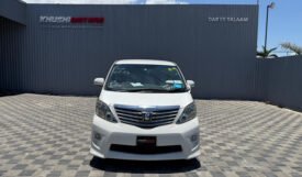 Toyota Alphard 2008