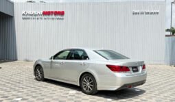 Toyota Crown 2013 full