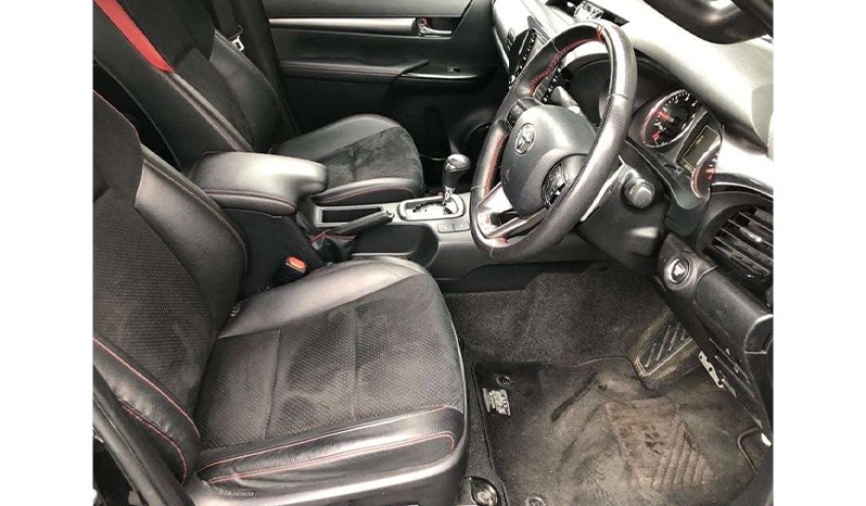 Toyota Hilux 2022 full