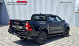 Toyota Hilux 2022 full