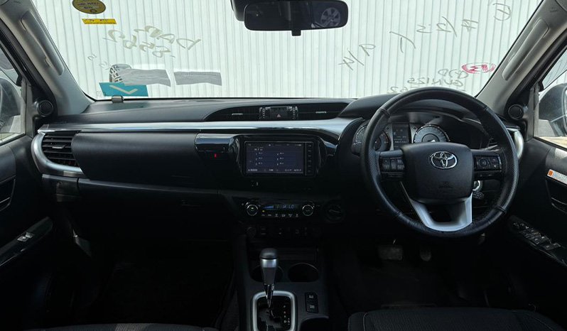 Toyota Hilux 2021 full