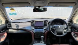 Toyota Crown 2013 full