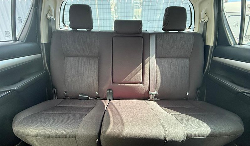 Toyota Hilux 2021 full