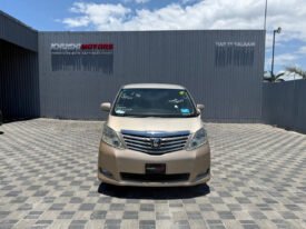 Toyota Alphard 2010