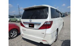 Toyota Alphard 2009