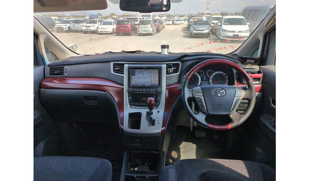 Toyota Alphard 2009