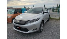 Toyota Harrier 2015